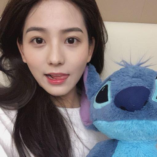 抖音网红小伍,短视频时代的魅力演绎者